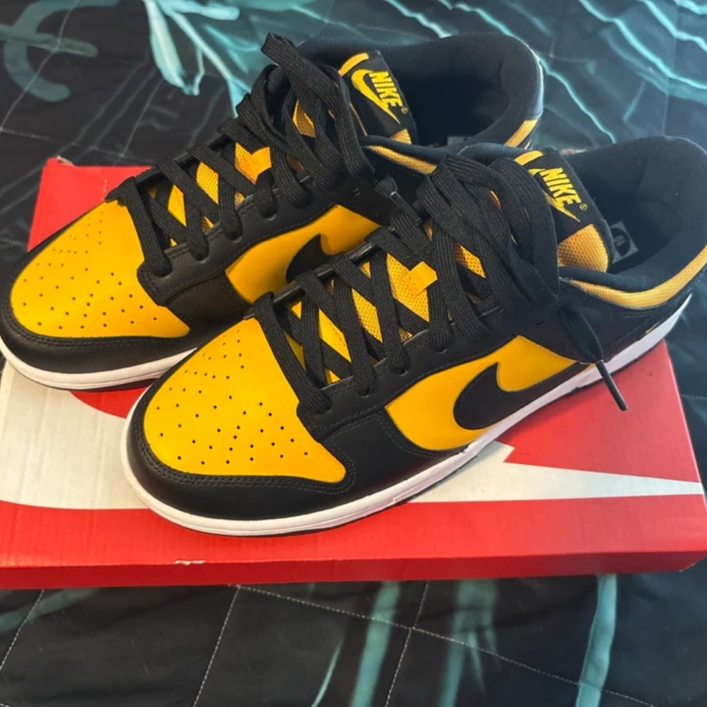 Nike Dunk Low Black Gold White Size 10 Men